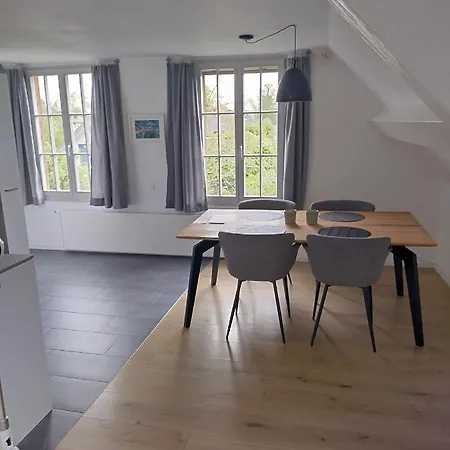 Apartament 2 1/2 Erlach